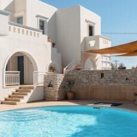 Mitos Suites – Affordable hotel in Naxos