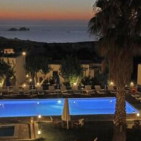 Fragoulis Village – Affordable hotel in Paros