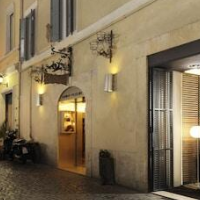 Mario de Fiori 37 – Affordable hotel in Rome