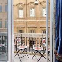 Amazing Piazza Venezia Suites – Affordable hotel in Rome
