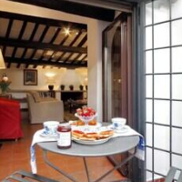 Benedetta - WR Apartments – Affordable hotel in Rome