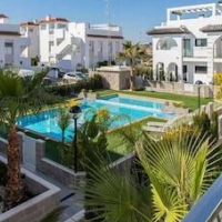Sunset Paradise - Sleeps 4, Pool, Terrace & Views – Affordable hotel in Rojales
