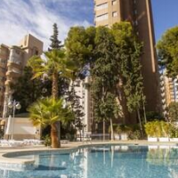 Aparthotel BCL Levante Club – Affordable hotel in Benidorm