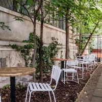 Baroque Hostel & Coworking – Affordable hotel in Budapest