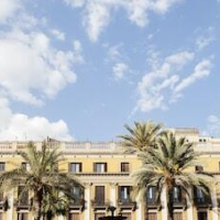 Las Ramblas Pasaje Bacardi Apartments – Affordable hotel in Barcelona