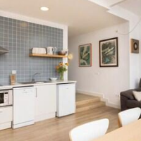 Apartamentos Mayerling Bisbe Urquinaona – Affordable hotel in Barcelona