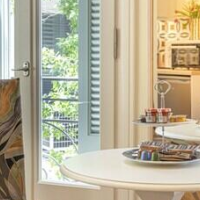 Ipelhome Plaka Boutique Apartments – Affordable hotel in Athens