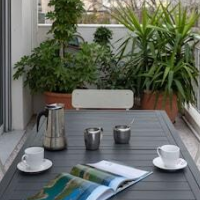 Leonidas Loft in the Heart of Athens by GHH – Affordable hotel in Athens