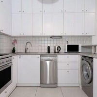 Minimalist 2Bedroom Apartment with Balcony in the heart of Athens  – Affordable hotel in Athens