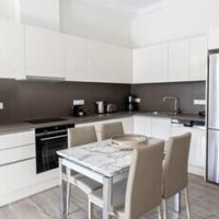 Ancient Athens Great Apt Home Office w Acropolis View – Affordable hotel in Athens