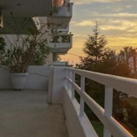 Kleio - Spacious Apartment in Glyfada – Affordable hotel in Glyfada