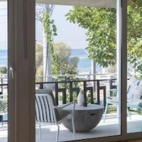 Glyfada Unique Residence – Affordable hotel in Glyfada