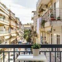 boat house – Affordable hotel in Thessaloniki