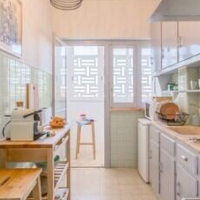 Renovated Sunny Apartment with Balcony, By TimeCooler – Affordable hotel in Lisbon