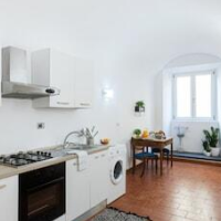 Historic Apt - Wifi - Ac - Top Location - Walk Everywhere – Affordable hotel in Florence