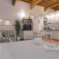 Wine Apartments Florence Moscato – Affordable hotel in Florence