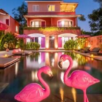 PinkCoco Uluwatu - Constant Surprises & for Cool Adults Only – Affordable hotel in Pecatu
