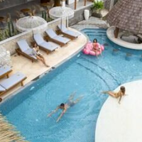 Roomates Beach Hostel Canggu by Ini Vie Hospitality – Affordable hotel in Canggu
