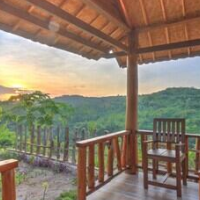 Ayu Hill Bungalow – Affordable Bed and Breakfast in Penida Island