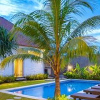 Berawa Dini Guesthouse – Affordable Bed and Breakfast in Canggu