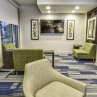 Holiday Inn Express & Suites Dallas NW - Farmers Branch by IHG – Affordable hotel in Farmers Branch