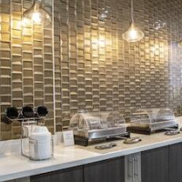 La Quinta Inn & Suites by Wyndham DFW West-Glade Parks – Affordable hotel in Euless
