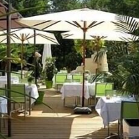 Hôtel Le Pont Bernet – Affordable hotel in Le Pian-Medoc