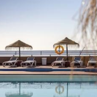 Hotel Las Palmeras Affiliated by FERGUS – Affordable hotel in Fuengirola