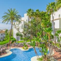 Royal Oasis Club at Pueblo Quinta – Affordable hotel in Benalmádena