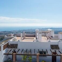 Hostel El Escudo de Mijas – Affordable hotel in Mijas