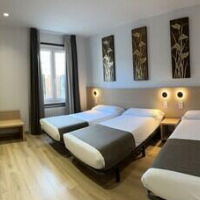 Hostal Sol Square Madrid – Affordable hotel in Madrid