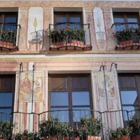 Apartamentos El Marqués – Affordable hotel in Málaga