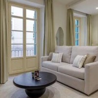 Plaza del Siglo Suites – Affordable hotel in Málaga