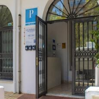 La Moraga De Poniente Málaga Hostel – Affordable hotel in Málaga