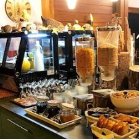 Hôtel Restaurant Aux Trois Roses – Affordable hotel in La Petite-Pierre