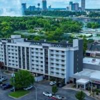 Holiday Inn Niagara Falls State Park Entry by IHG – Affordable hotel in Niagara Falls
