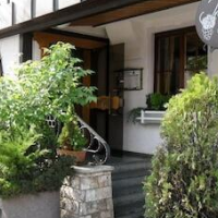 Hotel Gasthof Traube – Affordable hotel in Kernen