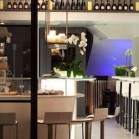 Cubo Apartments – Affordable hotel in Vico Equense
