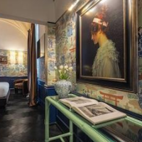 V Collection Condotti – Affordable hotel in Rome