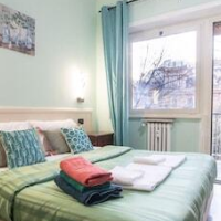 B&B Colorful Suite Yard – Affordable Bed and Breakfast in Rome