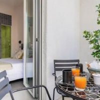 Moai Home – Affordable Bed and Breakfast in Rome