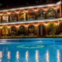 Hotel Los Arcos – Affordable hotel in Nerja