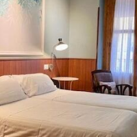Hostal La Vera – Affordable hotel in Madrid