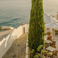 Toboso Apar-Turis – Affordable hotel in Nerja