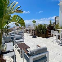 La Puerta de Nerja Hostal Boutique – Affordable hotel in Nerja