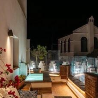  Hotel Boutique La Ermita Suites, The Only officially designated "Monument Hotel" in Córdoba – Affordable hotel in Córdoba