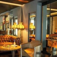 Hotel Lobby  – Affordable hotel in Seville