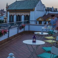 Basic Hotel Doña Manuela – Affordable hotel in Seville