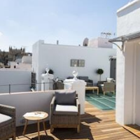 Basic Hotel Sevilla Catedral – Affordable hotel in Seville
