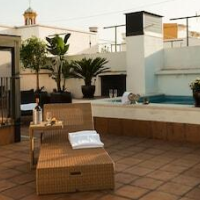 Aguilas5 SevillaSuites – Affordable hotel in Seville